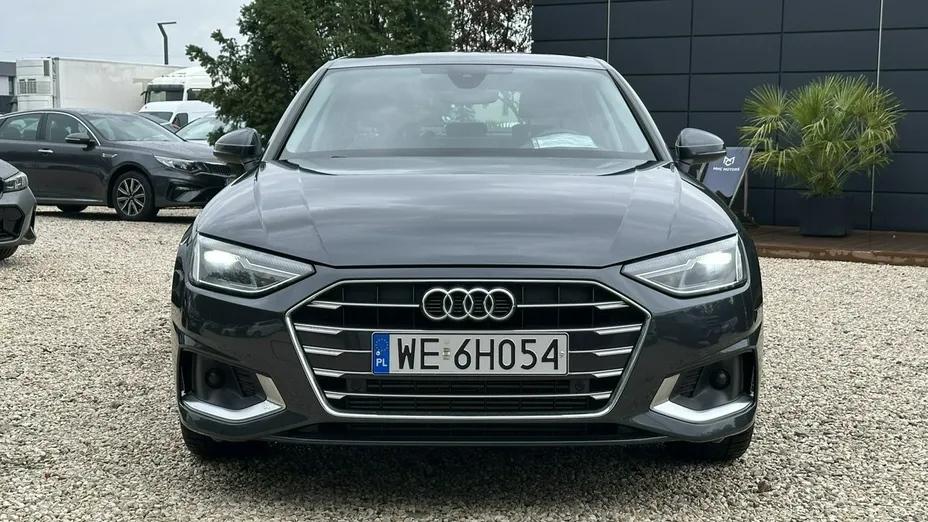 AUDI A4 -