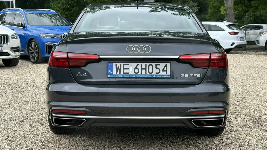 AUDI A4 -
