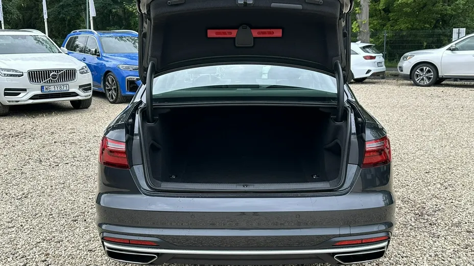 AUDI A4 -