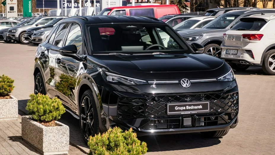 VOLKSWAGEN T-ROC -
