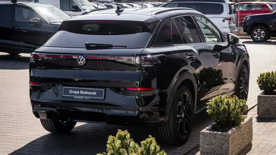 VOLKSWAGEN T-ROC -