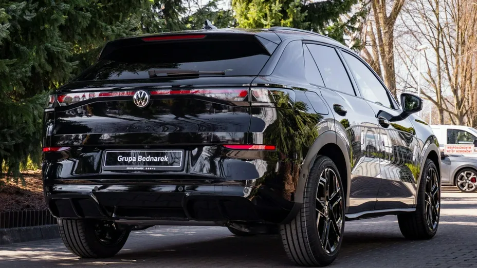 VOLKSWAGEN T-ROC -