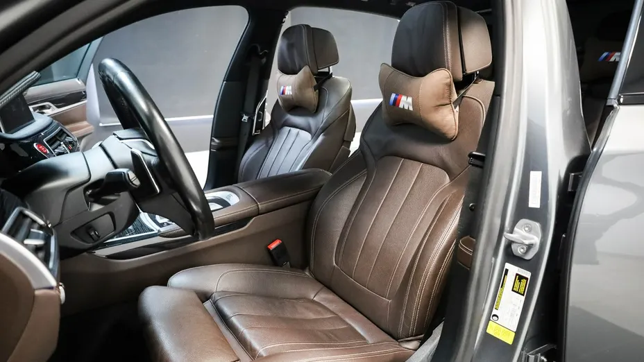 BMW Seria 7 -