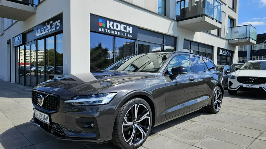 VOLVO V60 -