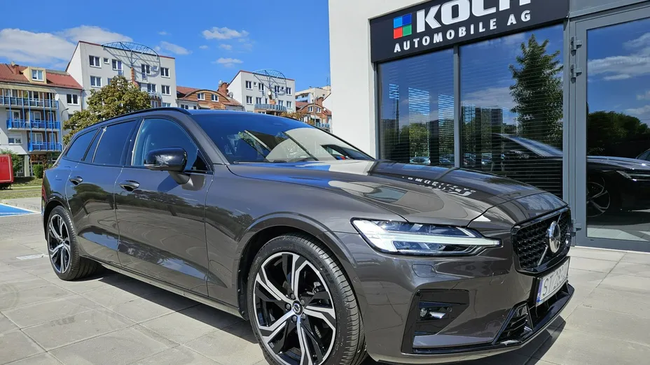 VOLVO V60 -