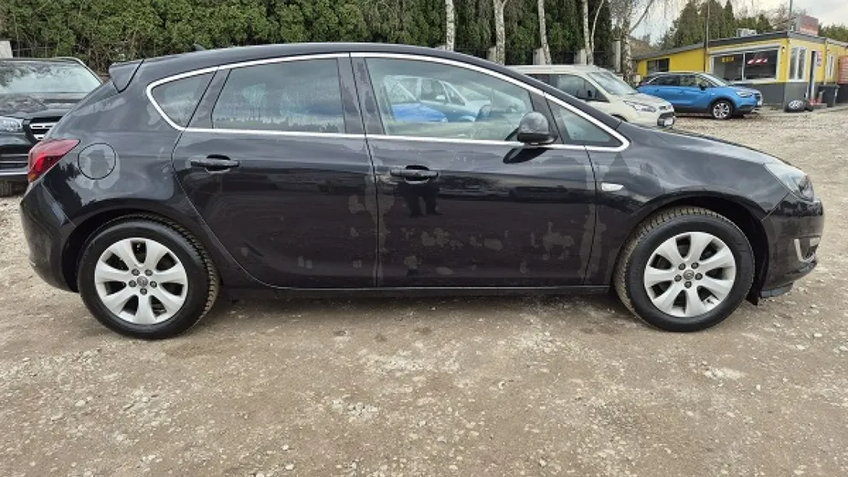 OPEL Astra -