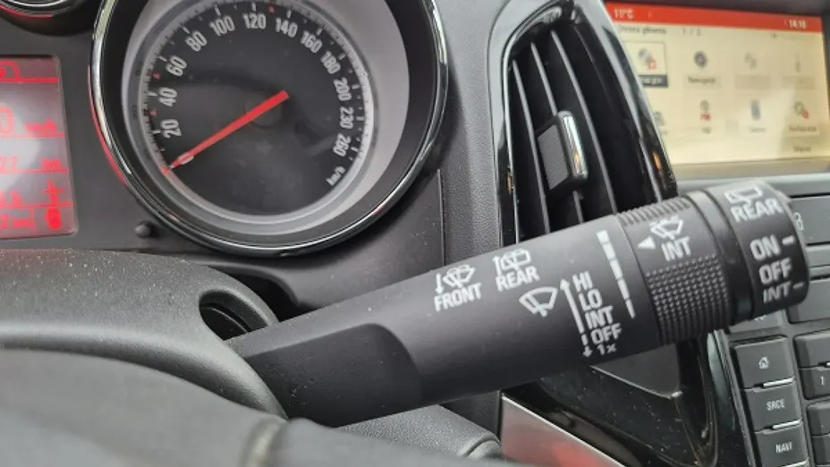 OPEL Astra -