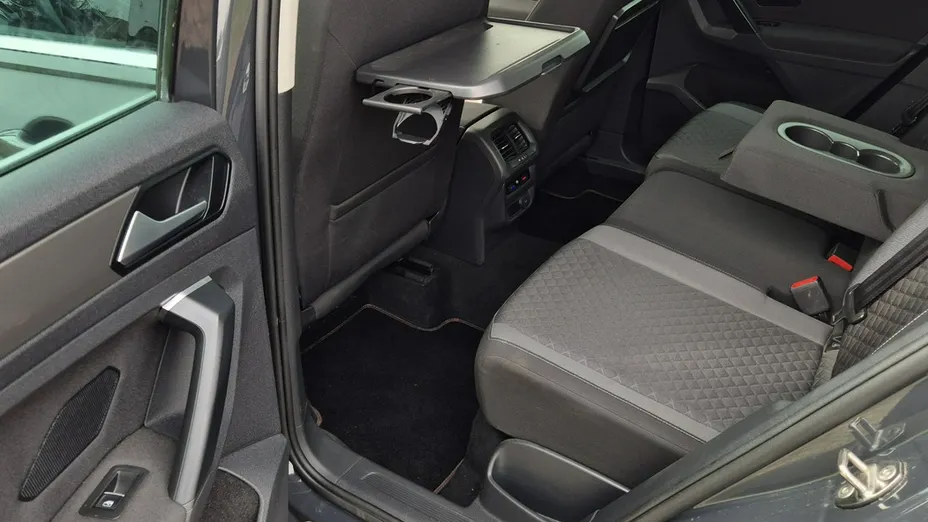 VOLKSWAGEN Tiguan -