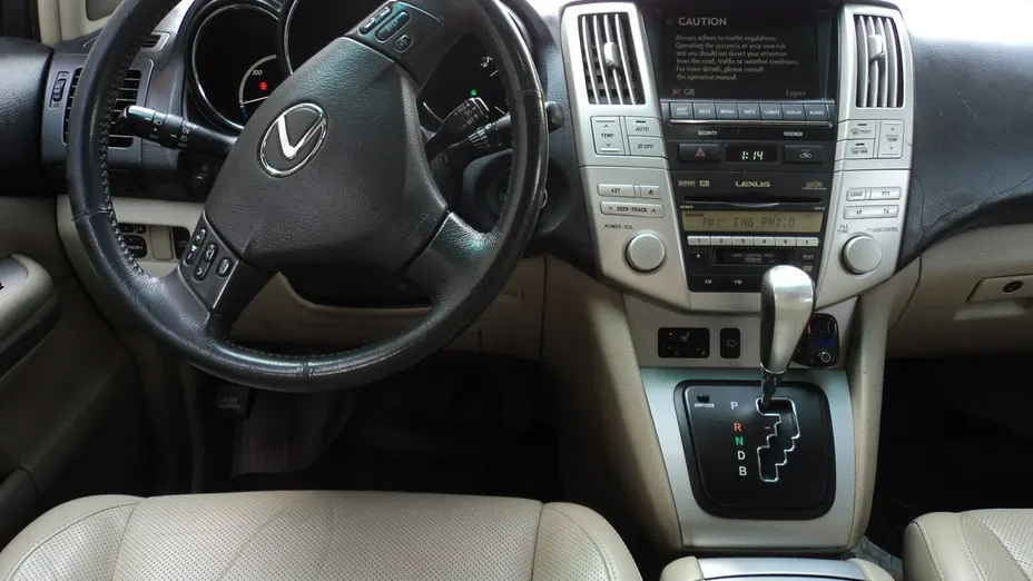 LEXUS RX -
