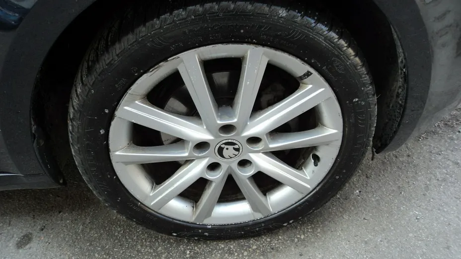 SKODA Octavia -