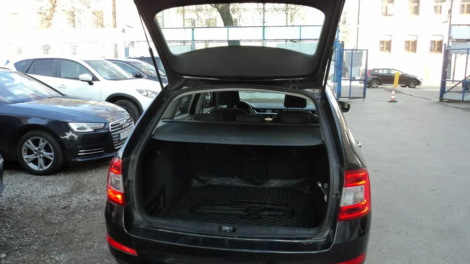 SKODA Octavia -