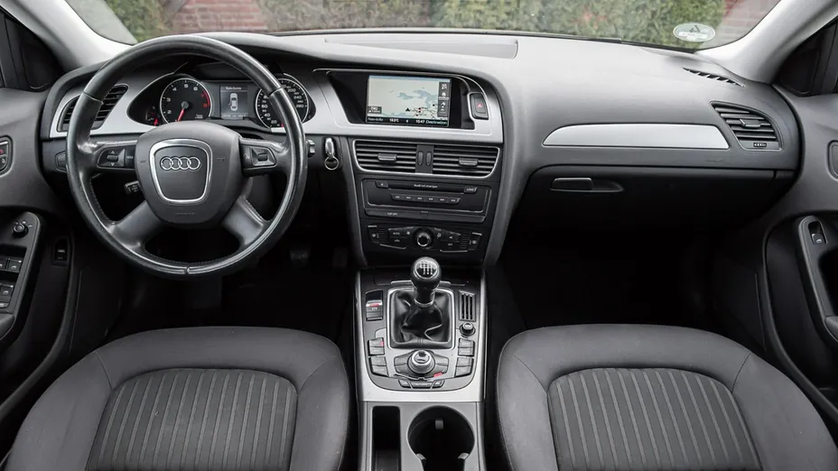 AUDI A4 -