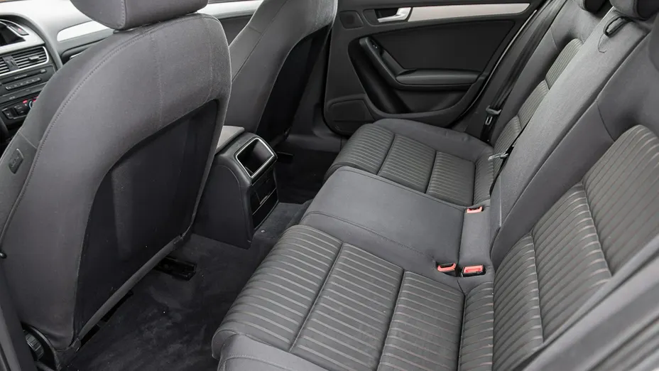 AUDI A4 -