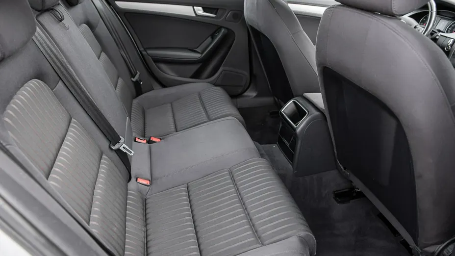 AUDI A4 -