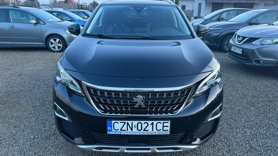 PEUGEOT 3008 -