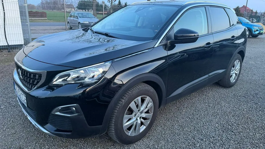 PEUGEOT 3008 -