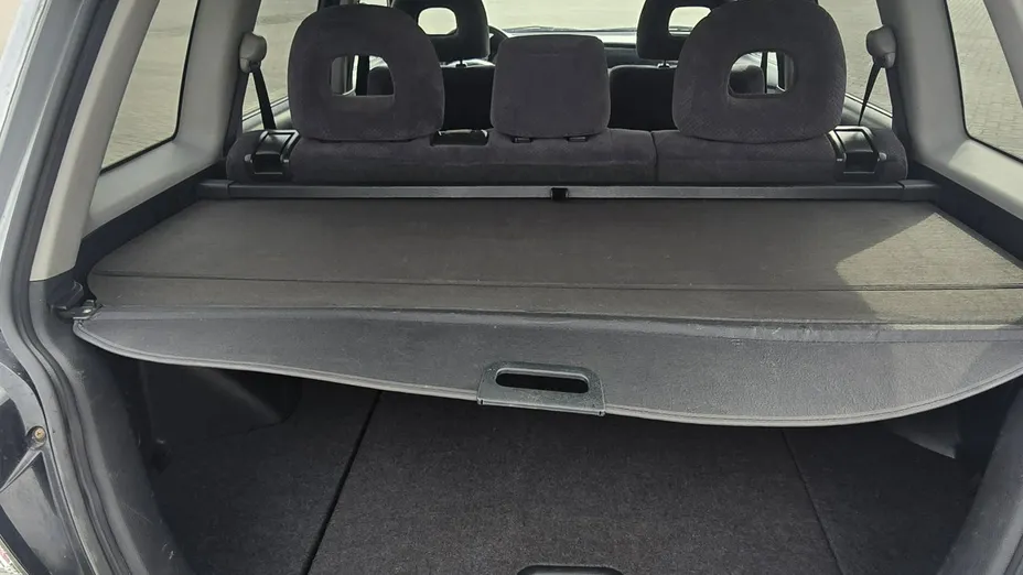 MITSUBISHI Outlander -
