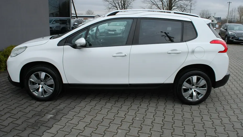 PEUGEOT 2008 -