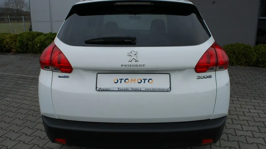 PEUGEOT 2008 -