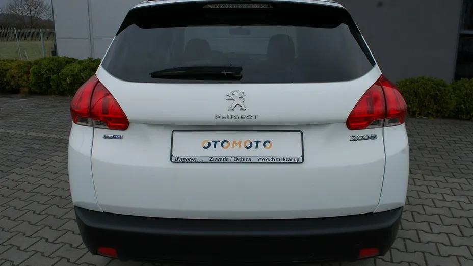 PEUGEOT 2008 -