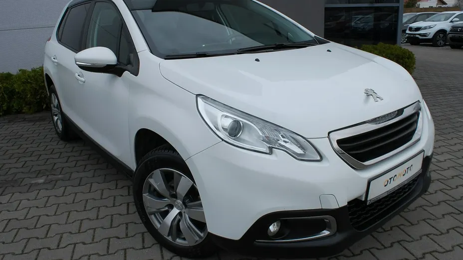 PEUGEOT 2008 -