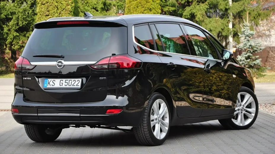 OPEL Zafira -