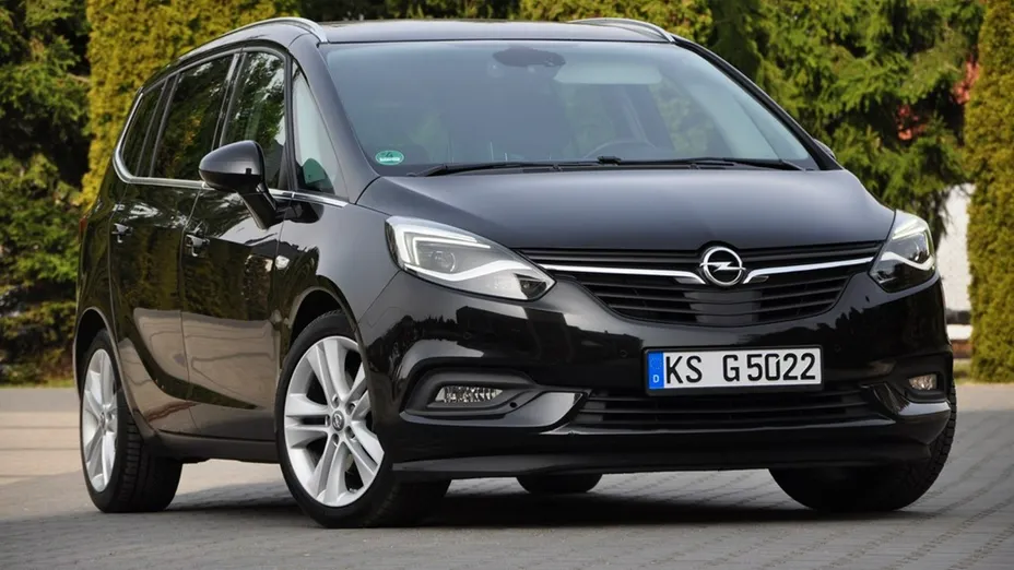 OPEL Zafira -