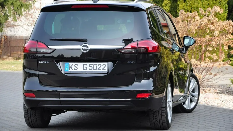OPEL Zafira -