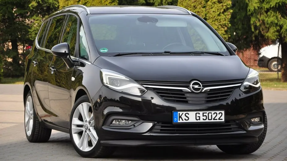 OPEL Zafira -