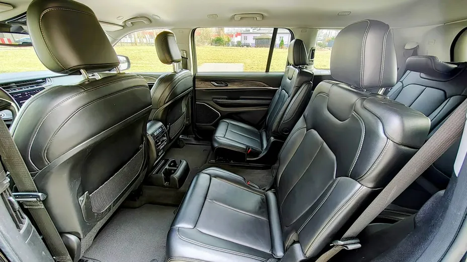 JEEP Grand Cherokee -