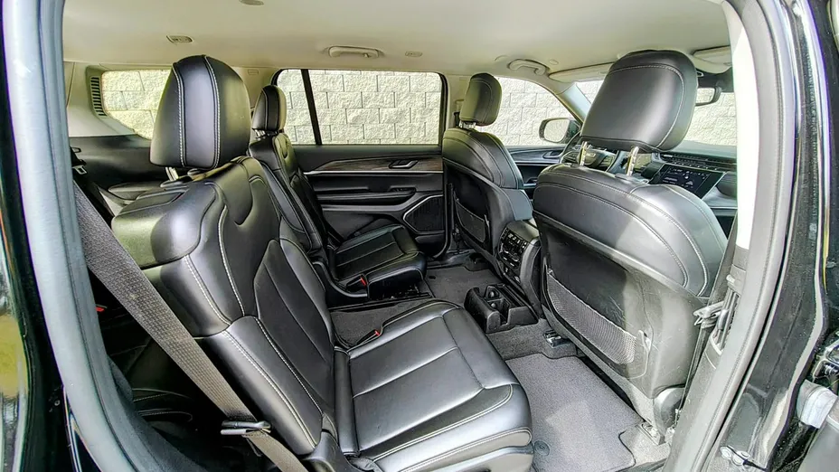 JEEP Grand Cherokee -