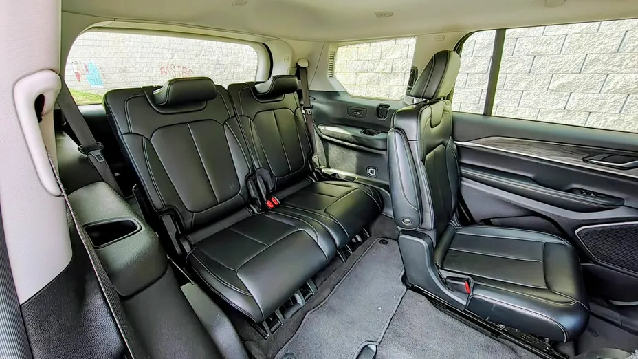 JEEP Grand Cherokee -