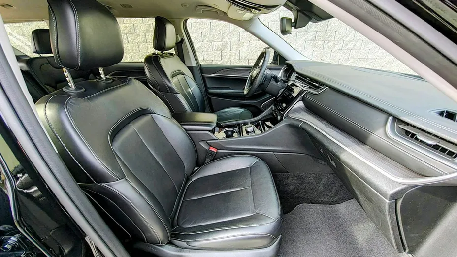 JEEP Grand Cherokee -