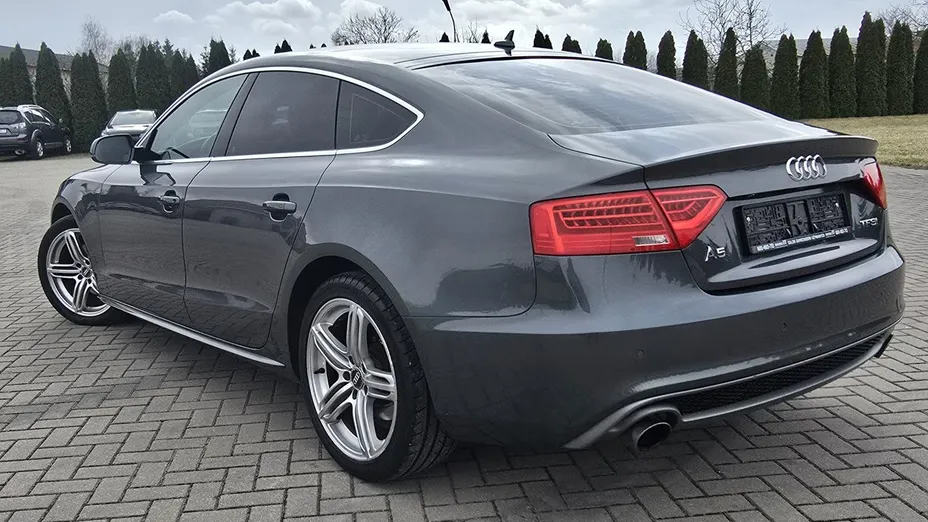 AUDI A5 -