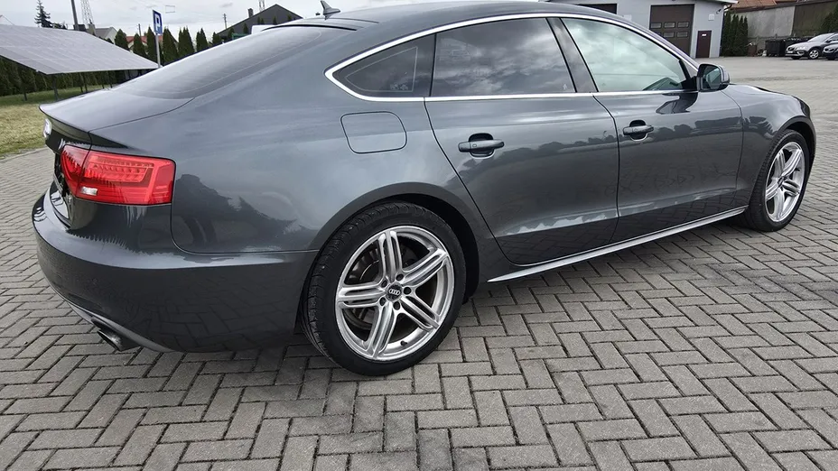 AUDI A5 -