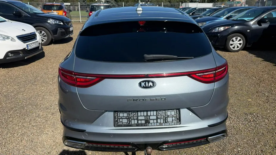 KIA ProCeed -
