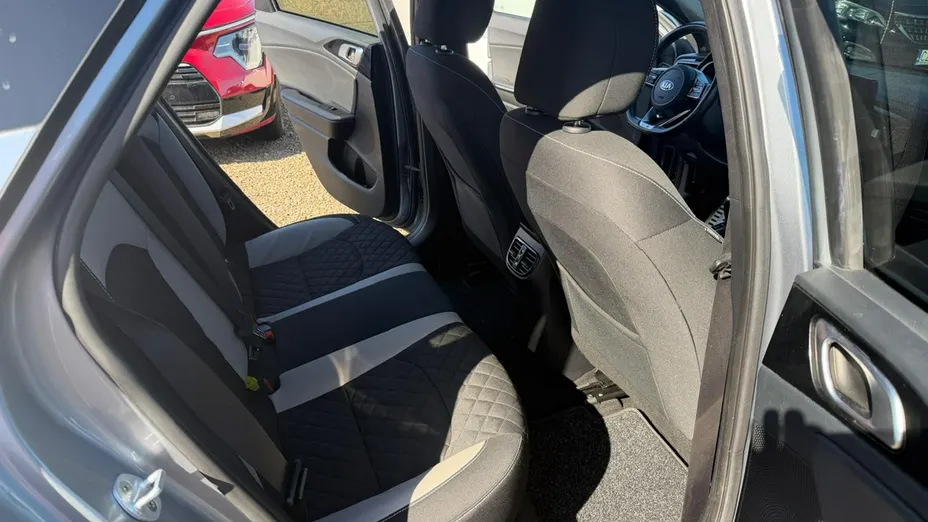 KIA ProCeed -