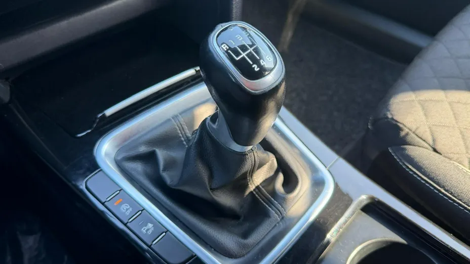 KIA ProCeed -