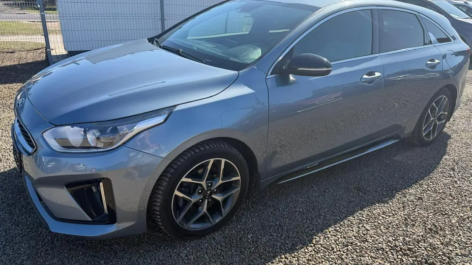 KIA ProCeed -