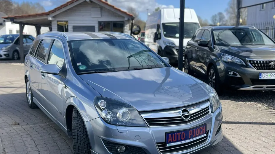 OPEL Astra -
