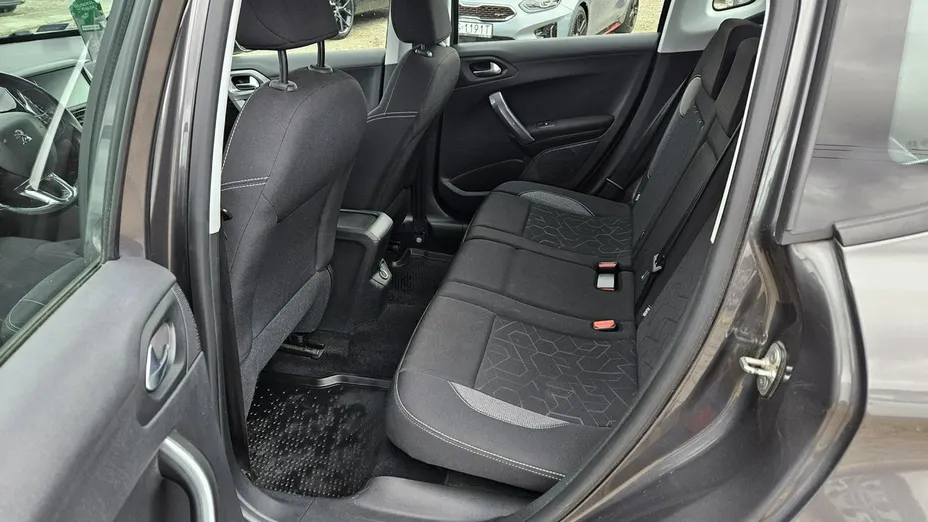 PEUGEOT 2008 -