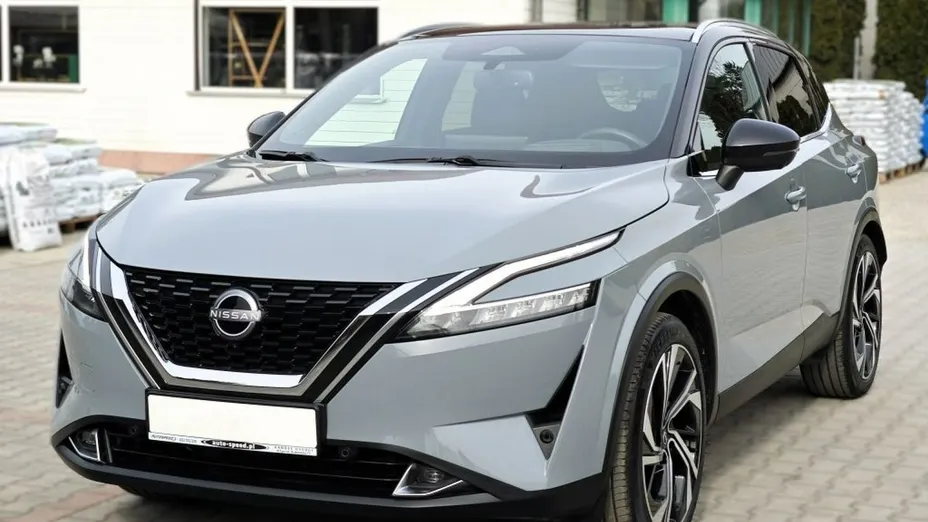 NISSAN Qashqai -