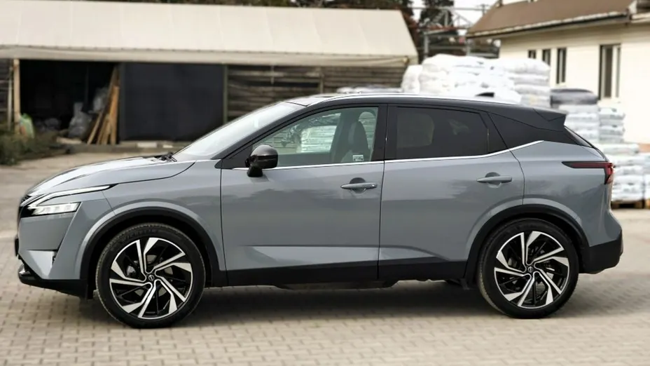 NISSAN Qashqai -