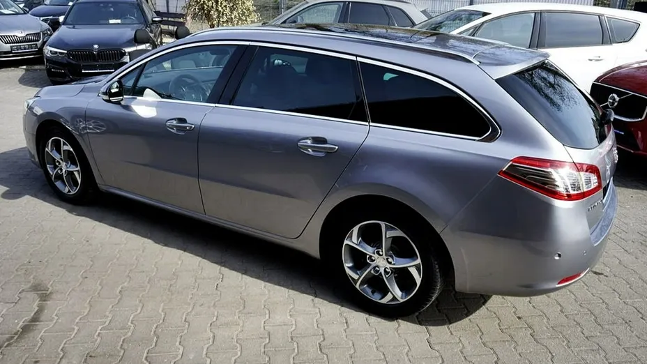 PEUGEOT 508 -