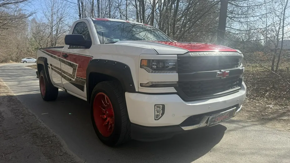 CHEVROLET Silverado -