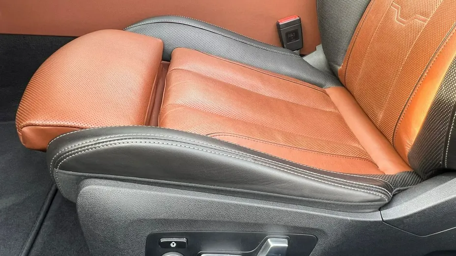 BMW Seria 8 -