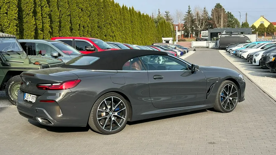 BMW Seria 8 -