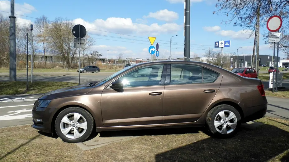 SKODA Octavia -