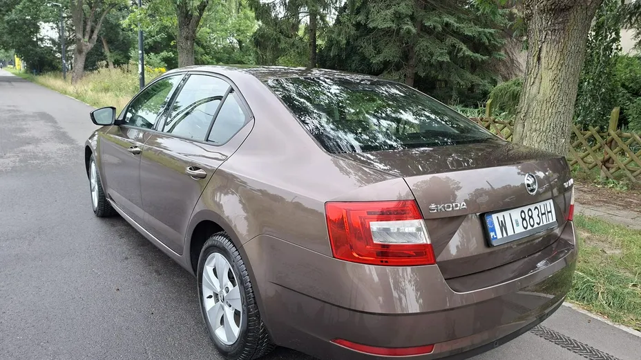 SKODA Octavia -