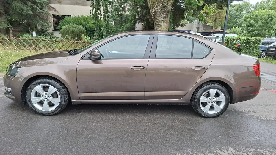SKODA Octavia -